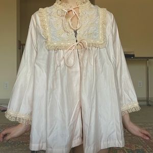 True Vintage 1960s/70s lingerie satin babydoll chemise